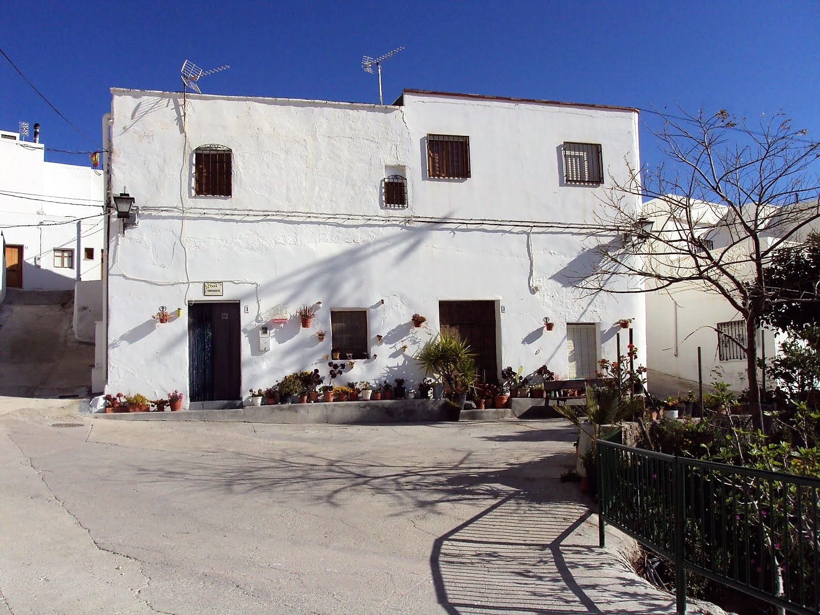 casa enriqueta huebro